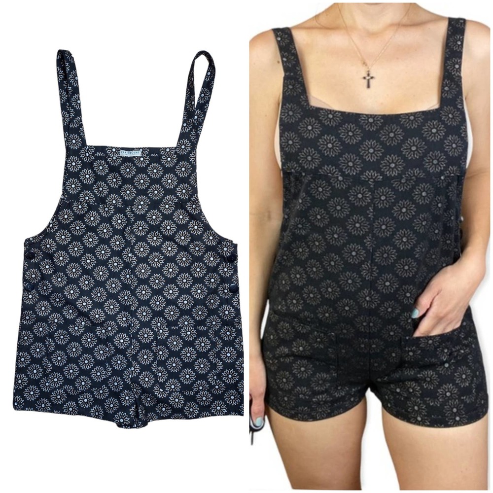 EarthBound NWT Metallic Flower Overalls shorts shortfalls w pockets black silver